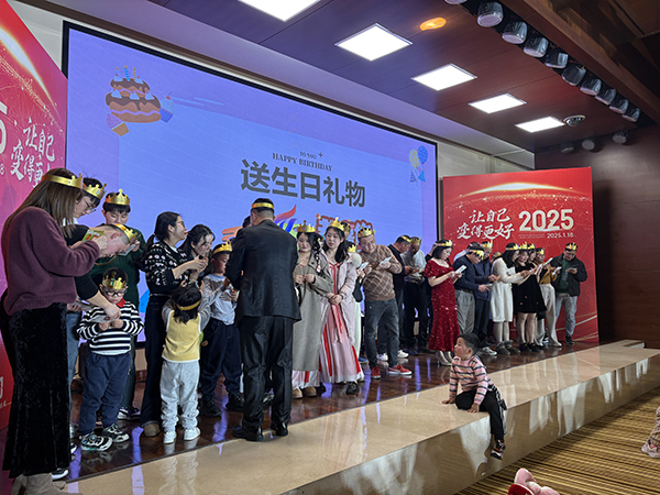 歐能機械2024年度年會盛況，2025讓自己變得更好