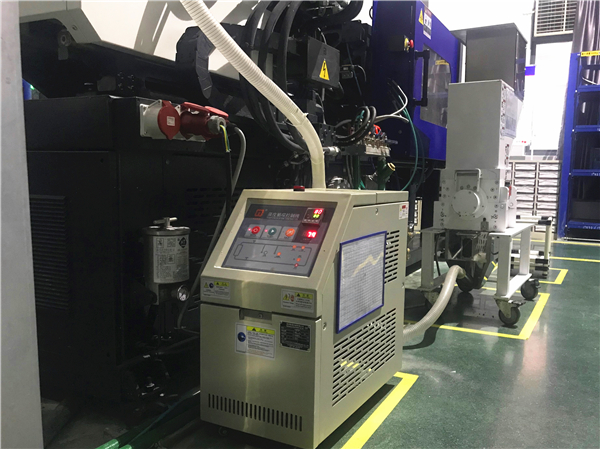 運水式模溫機溫度與壓力有什么關系？「歐能機械」安全有保障