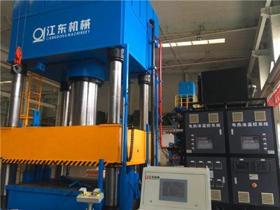 沒有模溫機(jī)怎么給模具加熱，神奇操作看「歐能機(jī)械」