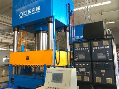 復合材料槳葉模壓控溫選擇什么溫控設備？