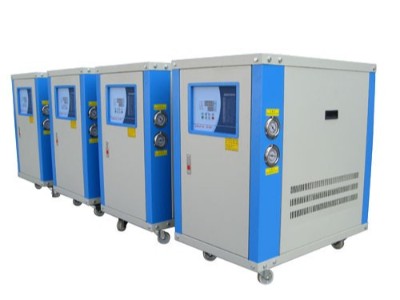 風冷式冷水機與水冷式冷水機的不同「歐能機械」講解分析