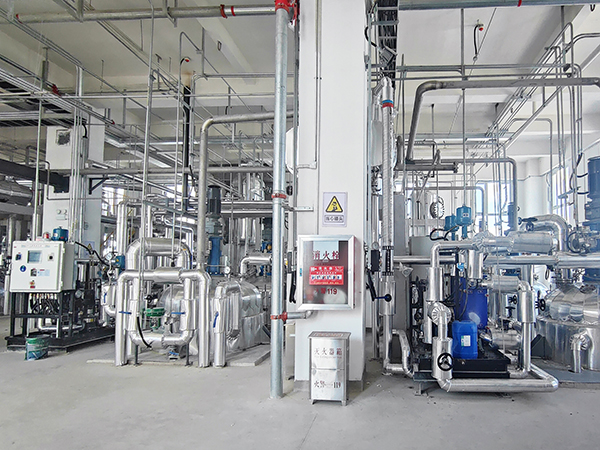 用TCU溫控系統(tǒng)控溫，穩(wěn)定又降本